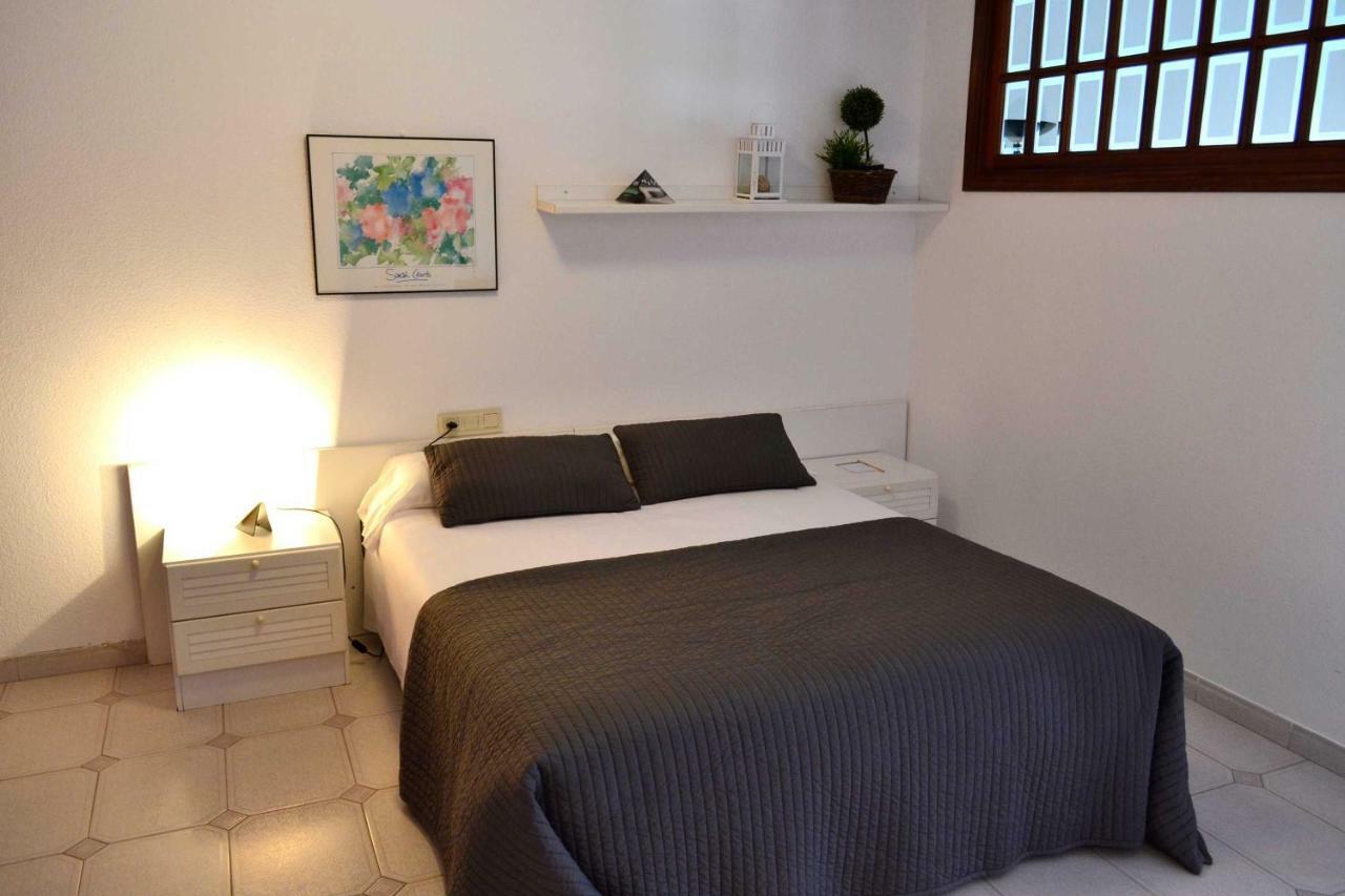 Perillo Apartamentos Alda Santa Cristina מראה חיצוני תמונה